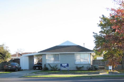Photo of property in 361 Main North Road, Redwood, Christchurch, 8051