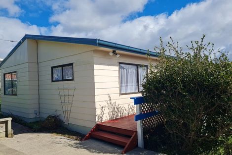 Photo of property in 1/74 Stanmore Bay Road, Stanmore Bay, Whangaparaoa, 0932