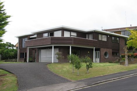 Photo of property in 6 Soling Place, West Harbour, Auckland, 0618