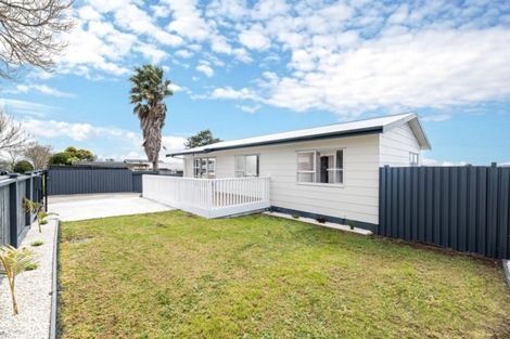 Photo of property in 122 Boundary Road, Clover Park, Auckland, 2019