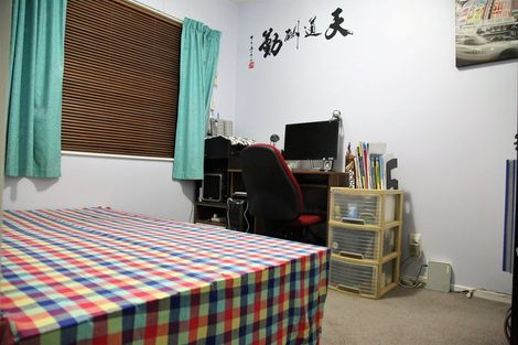 Photo of property in 1/39 Manuka Road, Bayview, Auckland, 0629