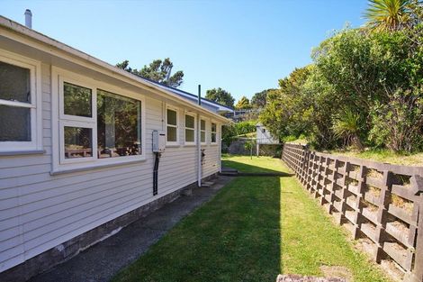 Photo of property in 208 Helston Road, Paparangi, Wellington, 6037