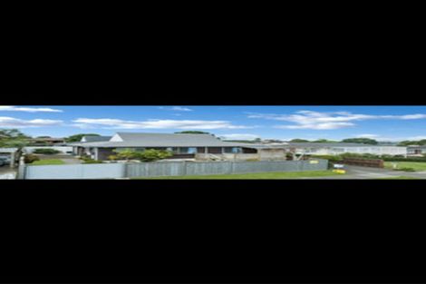 Photo of property in 1/16 Archmillen Avenue, Pakuranga Heights, Auckland, 2010