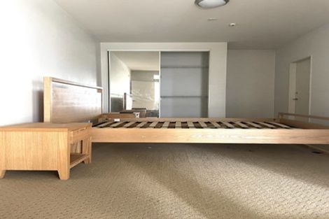 Photo of property in Budget Car Rental, 2/81 Ghuznee Street, Te Aro, Wellington, 6011