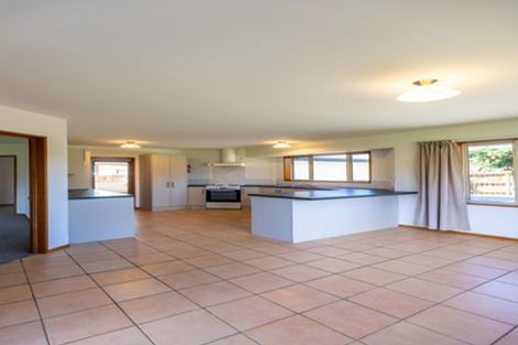 Photo of property in 70 Church Street, Oxford, 7430