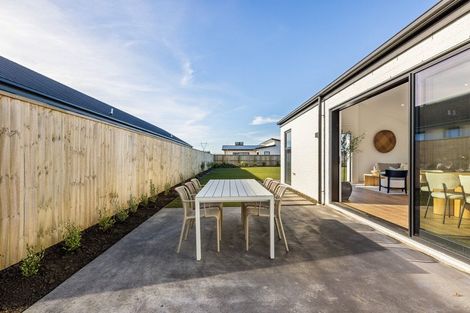 Photo of property in 51 Kingsdowne Drive, West Melton, 7618