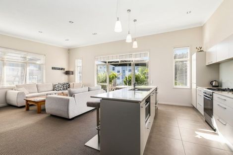 Photo of property in 9 Eaves Bush Parade, Orewa, 0931