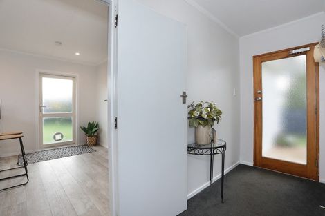 Photo of property in 53 Herbert Avenue, Cloverlea, Palmerston North, 4412