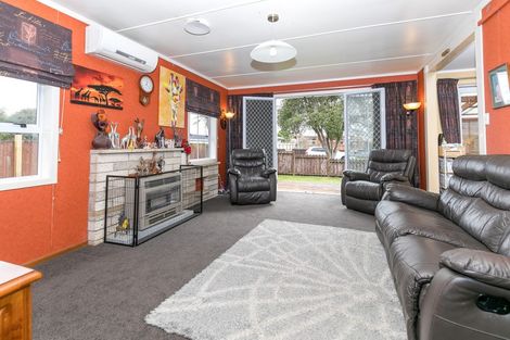 Photo of property in 21 Yvonne Street, Melville, Hamilton, 3206