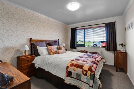 Photo of property in 60 Brookes Road, Cardiff, Stratford, 4391