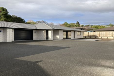 Photo of property in 7 Albatross Lane, Welcome Bay, Tauranga, 3112
