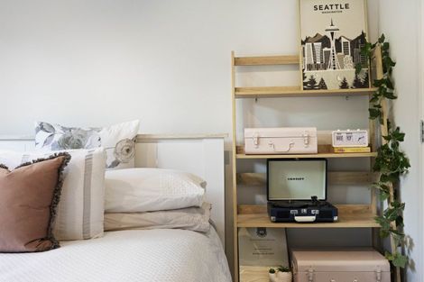 Photo of property in 147c Portsmouth Road, Bombay, 2675