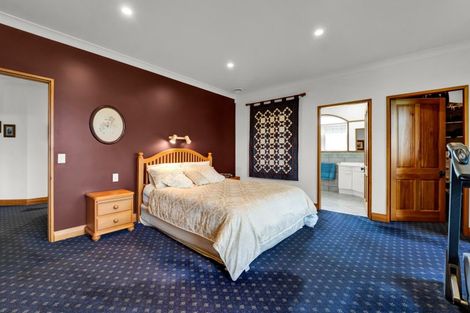 Photo of property in 211 Tawhiti Road, Hawera, 4672