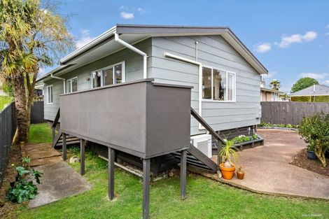 Photo of property in 1/12 Brookfield Road, Te Atatu Peninsula, Auckland, 0610
