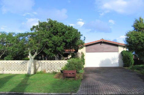 Photo of property in 6 Falstaff Place, Half Moon Bay, Auckland, 2012