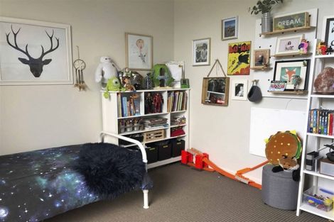 Photo of property in 1 Collingwood Street, Strathern, Invercargill, 9812