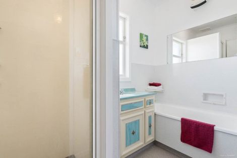 Photo of property in 80 Te Atatu Road, Te Atatu South, Auckland, 0610