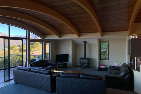 Photo of property in 1-3/1 Matakauri Place, Fernhill, Queenstown, 9300