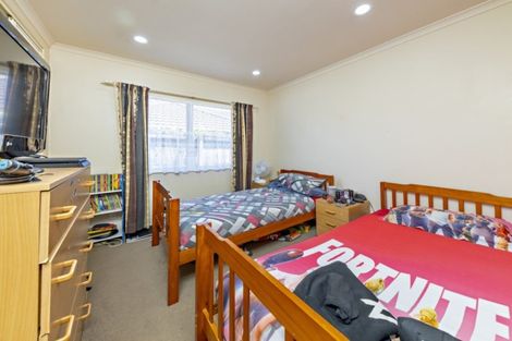 Photo of property in 23 Milson Drive, Papakura, 2110