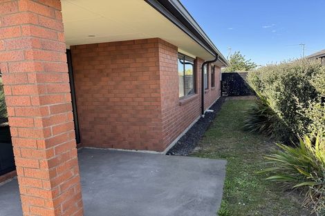 Photo of property in 6 Hartford Crescent, Rolleston, 7615