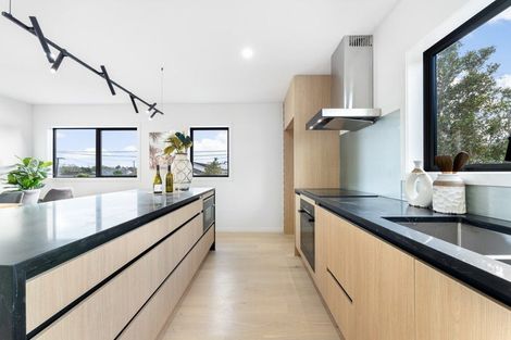 Photo of property in 6a Tristram Avenue, Forrest Hill, Auckland, 0620