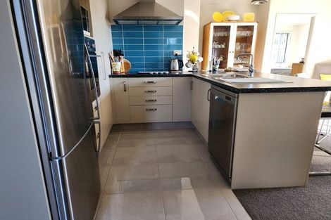 Photo of property in 21 Rainey Crescent, Papamoa Beach, Papamoa, 3118