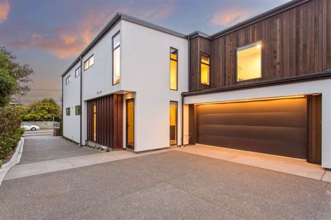 Photo of property in 2/39 Webb Street, St Albans, Christchurch, 8014