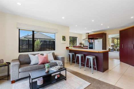 Photo of property in 28 Navigation Drive, Whitby, Porirua, 5024