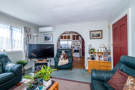 Photo of property in 39 Rhodes Street, Waimate, 7924