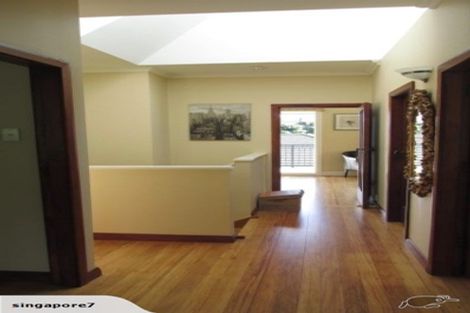 Photo of property in 118 Cashmere Avenue, Khandallah, Wellington, 6035