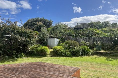Photo of property in 17 James Street, Waikawa Beach, Levin, 5573