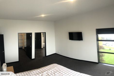 Photo of property in 117 Penruddock Rise, Westmorland, Christchurch, 8025