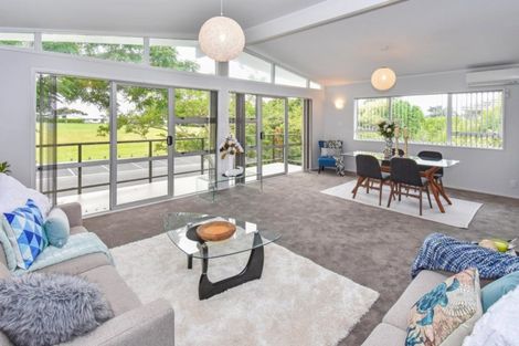 Photo of property in 31 Domain Road, Weymouth, Auckland, 2103