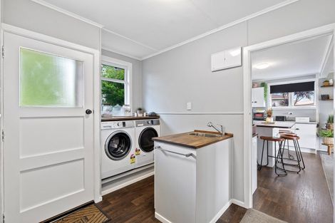 Photo of property in 6 Cairngorm Place, Tokoroa, 3420