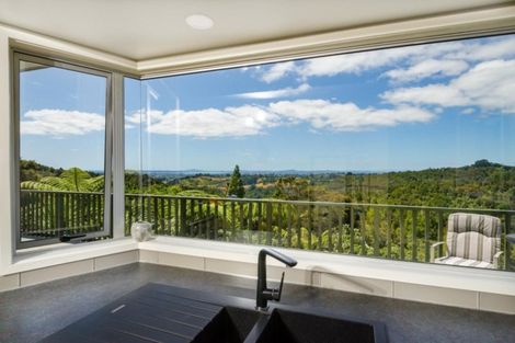 Photo of property in 42 Kitewaho Road, Swanson, Auckland, 0816