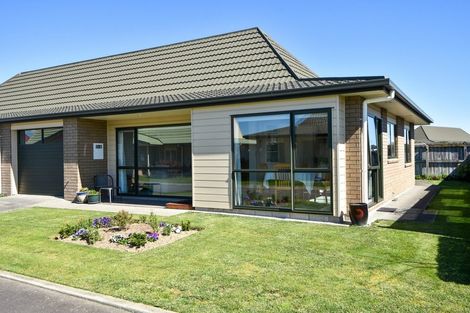 Photo of property in Villa Estate, 29/55 Armstrong Avenue, Carterton, 5713