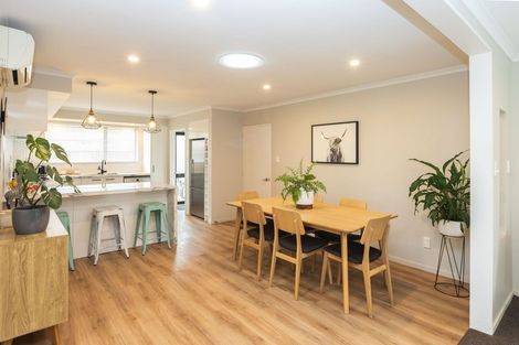 Photo of property in 265 Queenspark Drive, Parklands, Christchurch, 8083