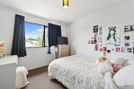 Photo of property in 52 Langstone Street, Welcome Bay, Tauranga, 3112