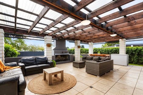 Photo of property in 125 Gloucester Street, Taradale, Napier, 4112