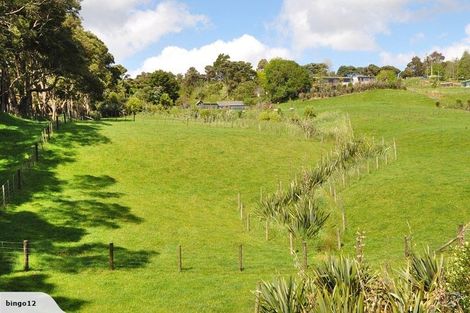 Photo of property in 323 Taylor Road, Waimauku, 0882