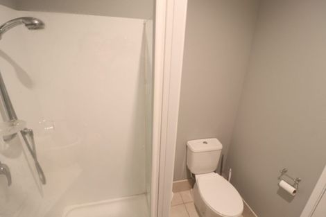 Photo of property in 7n Clearwater Cove, West Harbour, Auckland, 0618