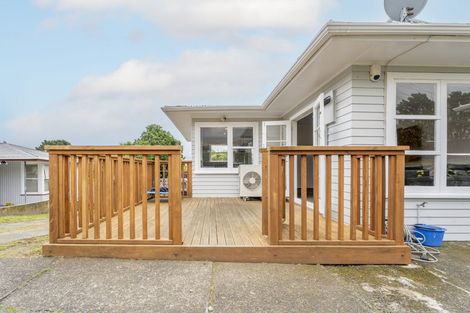 Photo of property in 73 Driver Crescent, Cannons Creek, Porirua, 5024