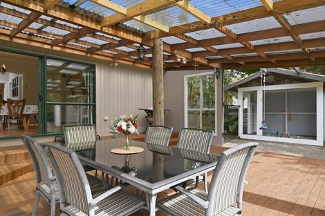 Photo of property in 11 John Road, Fairy Springs, Rotorua, 3015