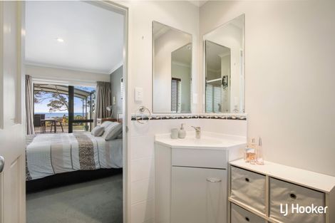 Photo of property in 155 Koutunui Road, Athenree, Katikati, 3177