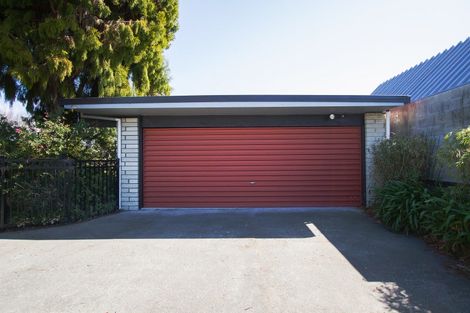 Photo of property in 21 Upham Crescent, Taradale, Napier, 4112