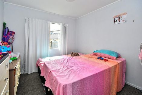 Photo of property in 2/12 Olive Crescent, Papatoetoe, Auckland, 2025