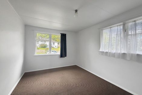Photo of property in 14 Durham Street, Cannons Creek, Porirua, 5024