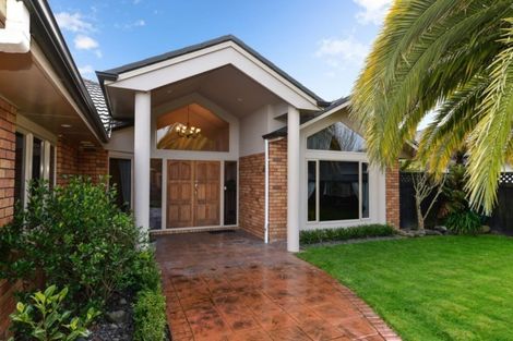 Photo of property in 76 Cairns Crescent, Rototuna, Hamilton, 3210