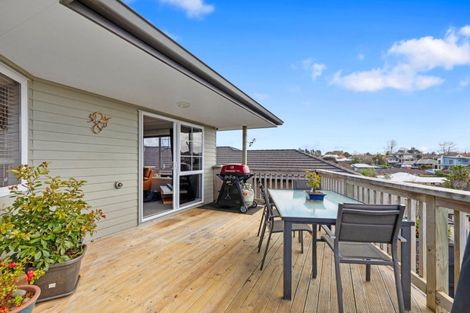 Photo of property in 33 Merriman Place, Pyes Pa, Tauranga, 3112