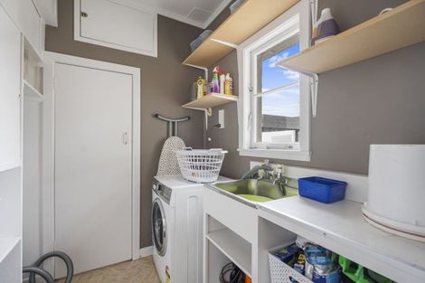 Photo of property in 2 Keays Road, Avenues, Whangarei, 0110